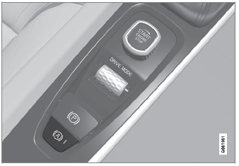 Volvo XC90. Activating and deactivating Autohold at a standstill