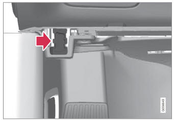 Volvo XC90. Connecting equipment to the vehicle's data link connector